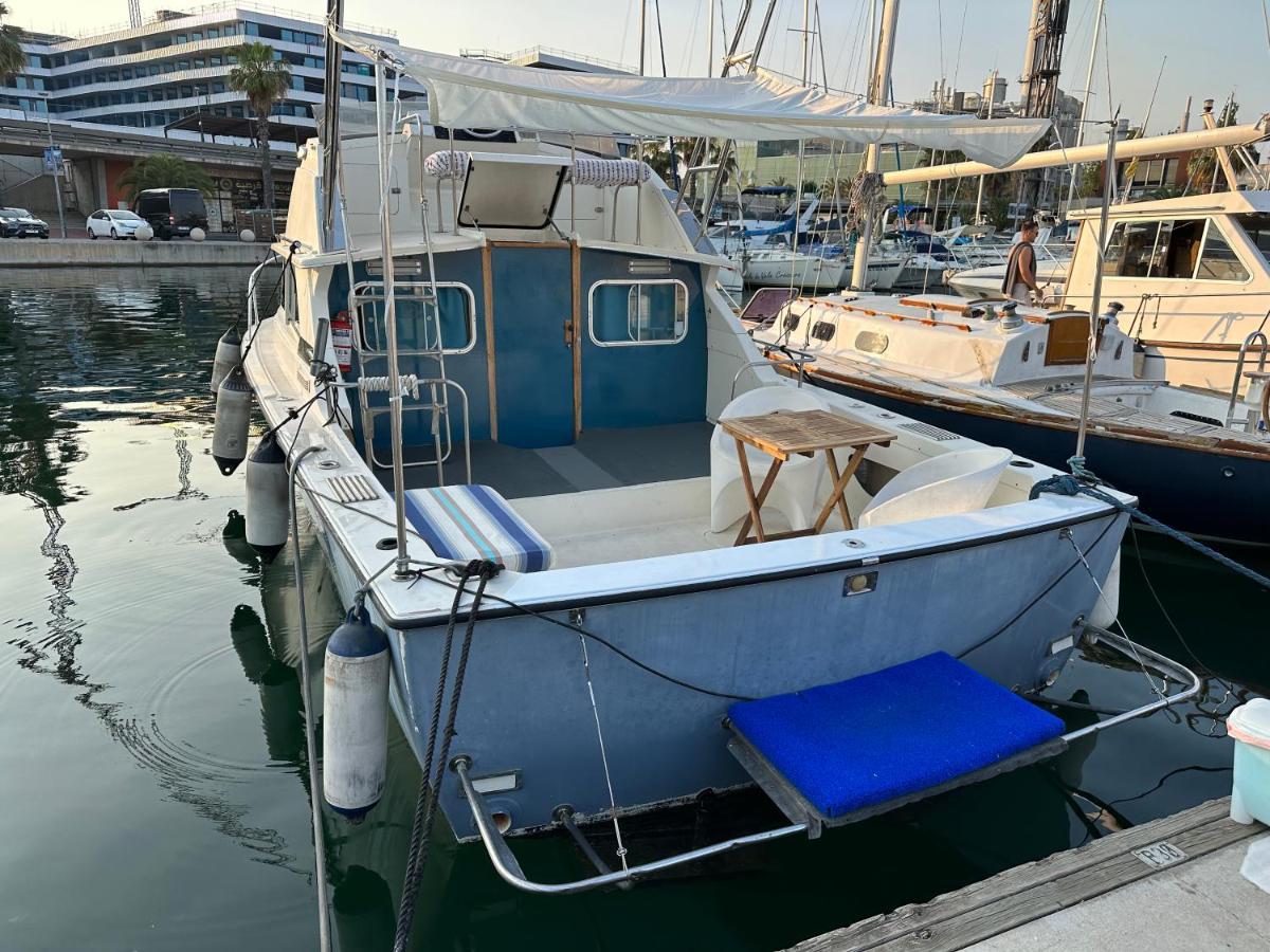 !!Boat With Ac In Port Forum 2 Bikes Included!! Hotel Sant Adria de Besos Buitenkant foto